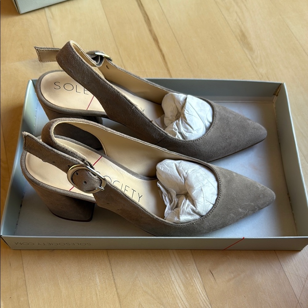 NWT Sole Society Women's Taupe Suede Slingback Heels